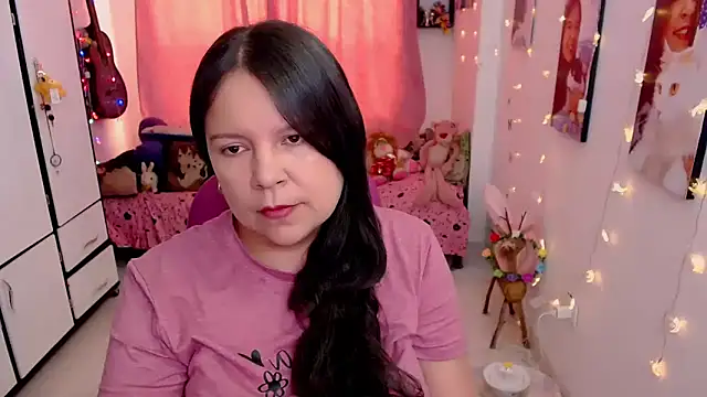 claryssa  online show from 04.30.26