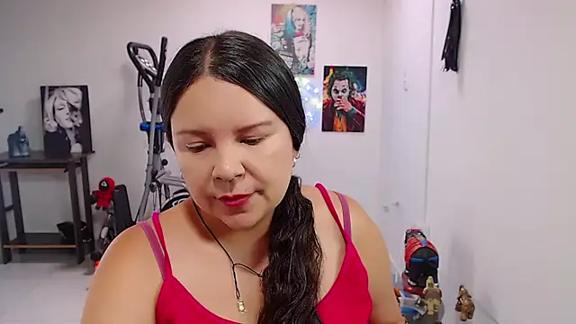 claryssa  online show from 05.25.26