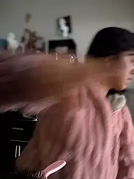 emily rosse04 online show from 09.22.25