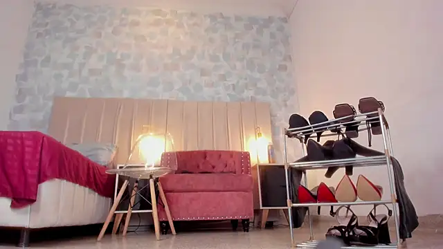 Snapshot of samara_smithh chatting on 02.07.25 samara smithh online show from 02.07.25