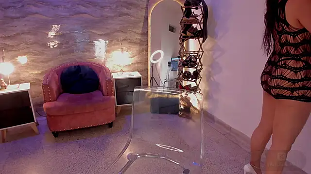 Snapshot of samara_smithh chatting on 11.19.25 samara smithh online show from 11.19.25