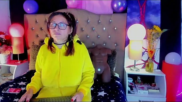 SheraHadee online show from 03.14.25