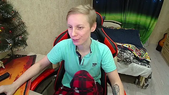 Snapshot of Alexis_Gordon chatting on 12.19.24 Alexis Gordon online show from 12.19.24