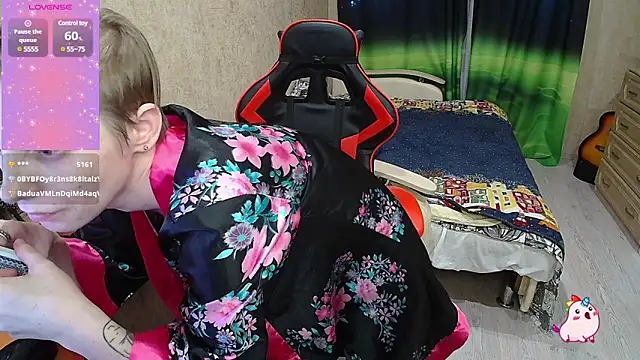 Snapshot of Alexis_Gordon chatting on 12.29.24 Alexis Gordon online show from 12.29.24