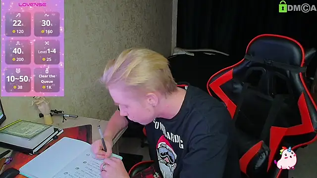 Snapshot of Alexis_Gordon chatting on 09.14.25 Alexis Gordon online show from 09.14.25