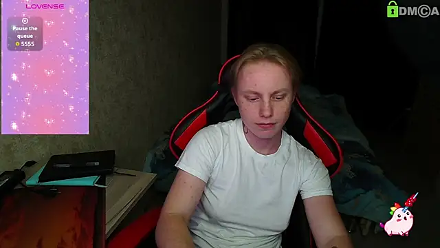 Snapshot of Alexis_Gordon chatting on 09.18.25 Alexis Gordon online show from 09.18.25