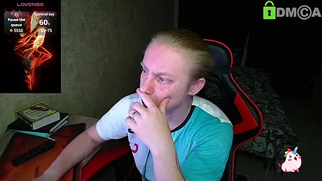 Snapshot of Alexis_Gordon chatting on 10.01.25 Alexis Gordon online show from 10.01.25