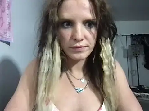 kittycatkendra online show from 02.22.25