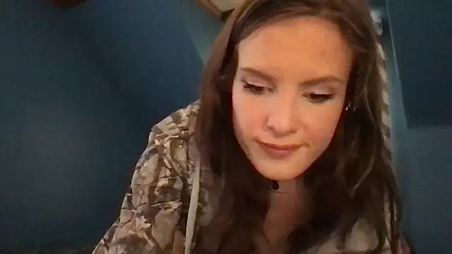 kittycatkendra online show from 11.06.25