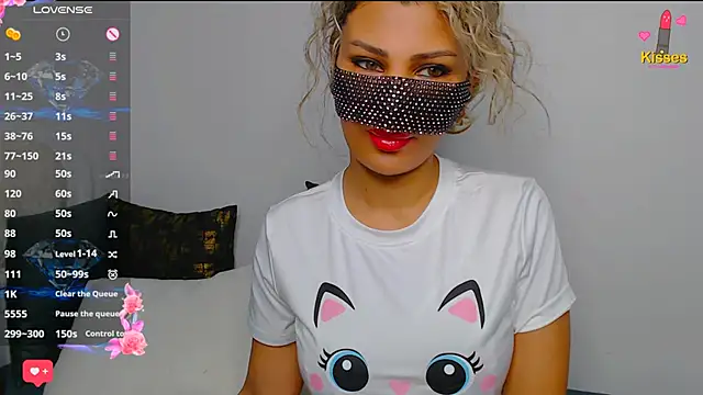 Snapshot of Turkish_Latina chatting on 02.20.25 Turkish Latina online show from 02.20.25