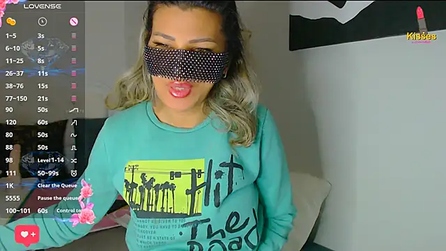 Snapshot of Turkish_Latina chatting on 02.26.25 Turkish Latina online show from 02.26.25