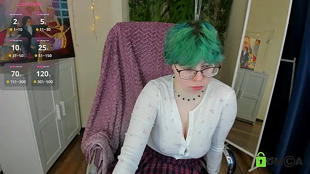 Snapshot of Melissa_Wells chatting on 03.18.25 Melissa Wells online show from 03.18.25