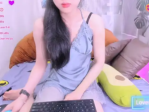 Ly   online show from 06.15.26