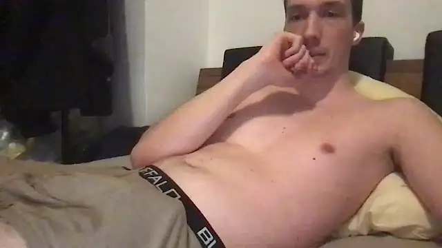 Snapshot of hungandfun05 chatting on 01.21.25 hungandfun05 online show from 01.21.25