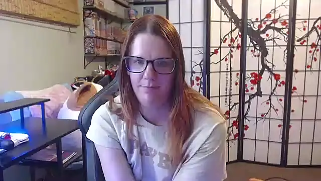 Sarahtineke online show from 05.18.26