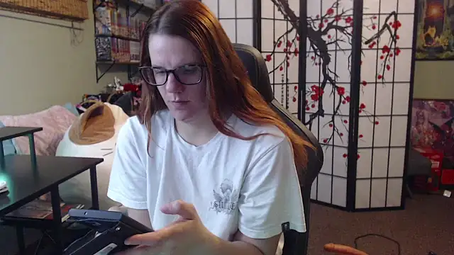 Sarahtineke online show from 05.30.26