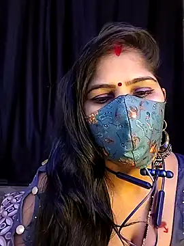 Snapshot of MUMTAJ_1 chatting on 01.04.25 MUMTAJ 1 online show from 01.04.25