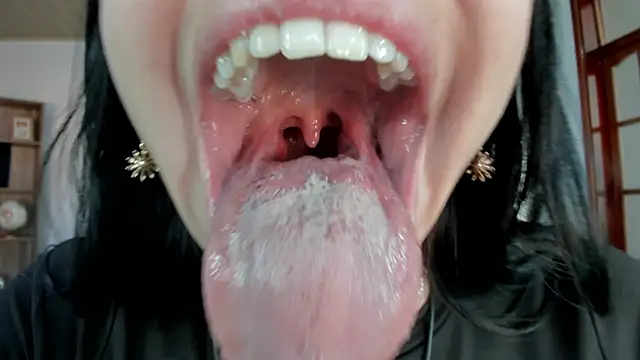 Snapshot of Katty_mouth chatting on 01.18.25 Katty mouth online show from 01.18.25