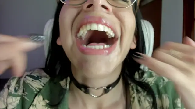 Snapshot of Katty_mouth chatting on 02.03.25 Katty mouth online show from 02.03.25