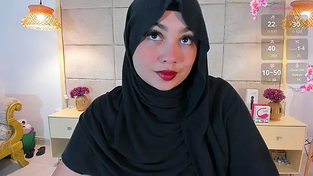 Snapshot of _anjum_ chatting on 12.16.25 anjum online show from 12.16.25