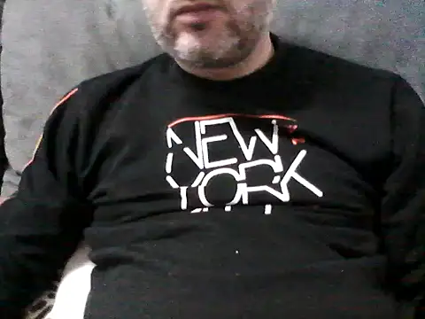 Snapshot of daky_86 chatting on 11.04.25 daky 86 online show from 11.04.25