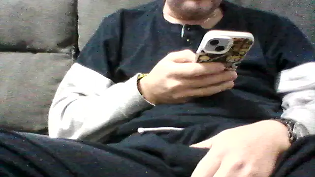 Snapshot of daky_86 chatting on 11.13.25 daky 86 online show from 11.13.25