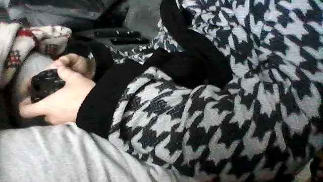 Snapshot of daky_86 chatting on 11.23.25 daky 86 online show from 11.23.25