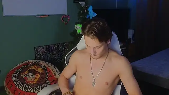 TeddyLiLboy online show from 01.01.25