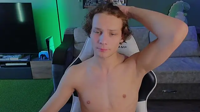 TeddyLiLboy online show from 10.18.25