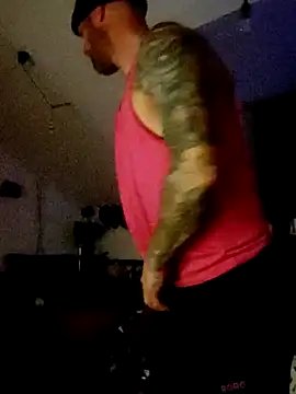 Snapshot of eltoulou chatting on 01.20.25 eltoulou online show from 01.20.25