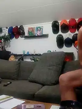 Snapshot of eltoulou chatting on 01.23.25 eltoulou online show from 01.23.25