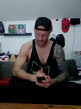 Snapshot of eltoulou chatting on 02.01.25 eltoulou online show from 02.01.25