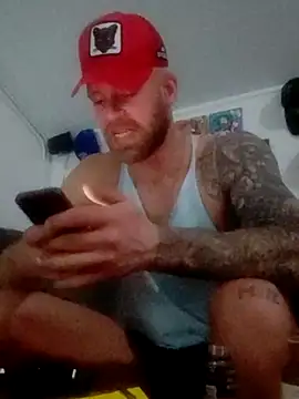 Snapshot of eltoulou chatting on 02.04.25 eltoulou online show from 02.04.25