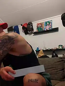 Snapshot of eltoulou chatting on 02.09.25 eltoulou online show from 02.09.25