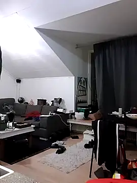 Snapshot of eltoulou chatting on 03.04.25 eltoulou online show from 03.04.25