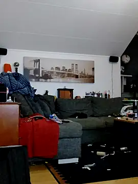 Snapshot of eltoulou chatting on 09.13.25 eltoulou online show from 09.13.25