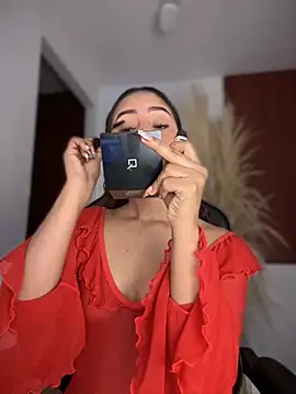 gretta kler1 online show from 10.26.25