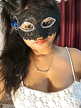 FANTASY QUEEN 07 online show from 11.22.25