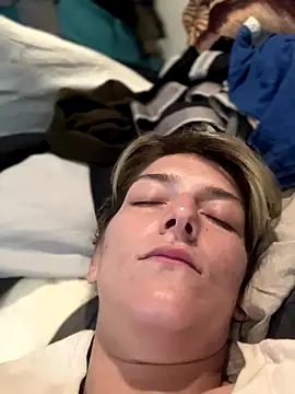 Snapshot of Phattpinktaco chatting on 09.20.25 Phattpinktaco online show from 09.20.25