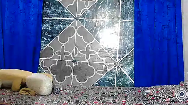 Snapshot of Samuelsince chatting on 11.27.25 Samuelsince online show from 11.27.25