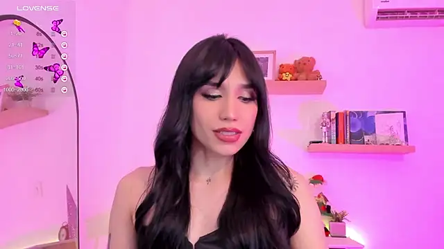 Snapshot of rose_saenz chatting on 12.14.24 rose saenz online show from 12.14.24