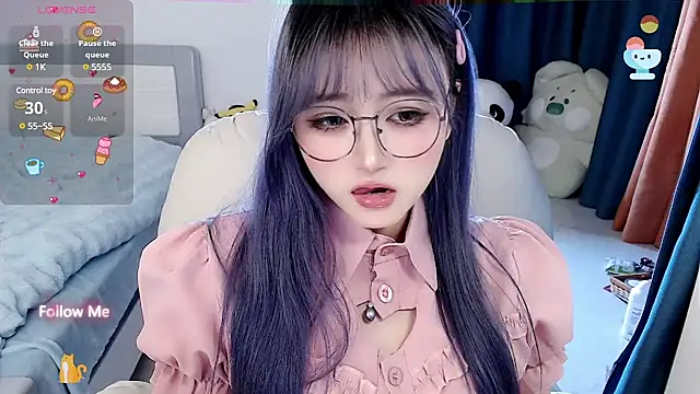 Snapshot of Sweet-18wanwan chatting on 02.15.25 Sweet-18wanwan online show from 02.15.25