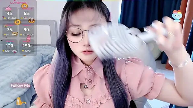 Snapshot of Sweet-18wanwan chatting on 03.13.25 Sweet-18wanwan online show from 03.13.25