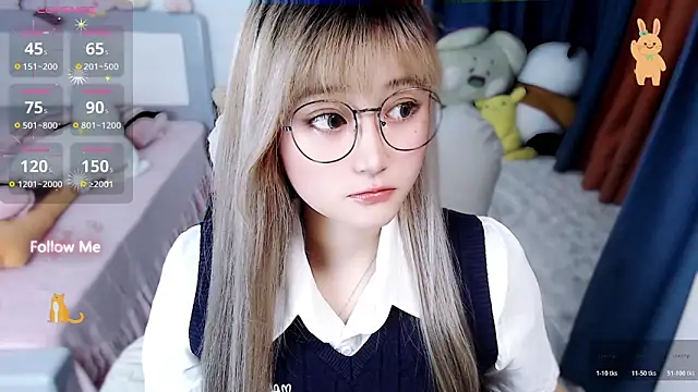 Snapshot of Sweet-18wanwan chatting on 10.21.25 Sweet-18wanwan online show from 10.21.25