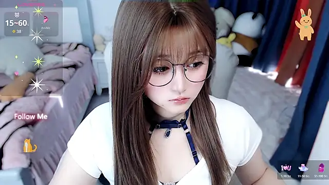 Snapshot of Sweet-18wanwan chatting on 11.23.25 Sweet-18wanwan online show from 11.23.25