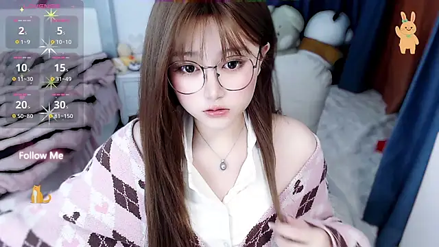 Snapshot of Sweet-18wanwan chatting on 12.05.25 Sweet-18wanwan online show from 12.05.25