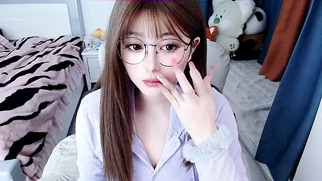 Snapshot of Sweet-18wanwan chatting on 02.13.26 Sweet-18wanwan online show from 02.13.26