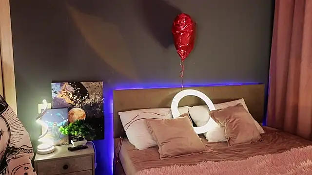 SandraBoyl online show from 03.22.25