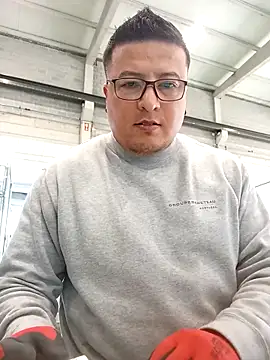 Snapshot of LusoCol chatting on 03.31.26 LusoCol online show from 03.31.26