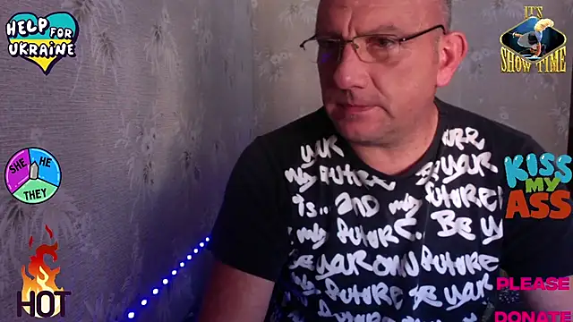 Snapshot of Bossun79 chatting on 09.20.25 Bossun79 online show from 09.20.25